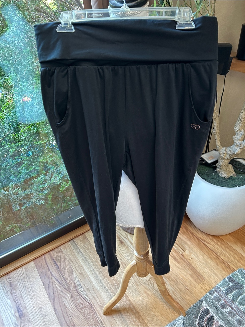 CALIA by Carrie Underwood Black Activewear joggers /loose Medium